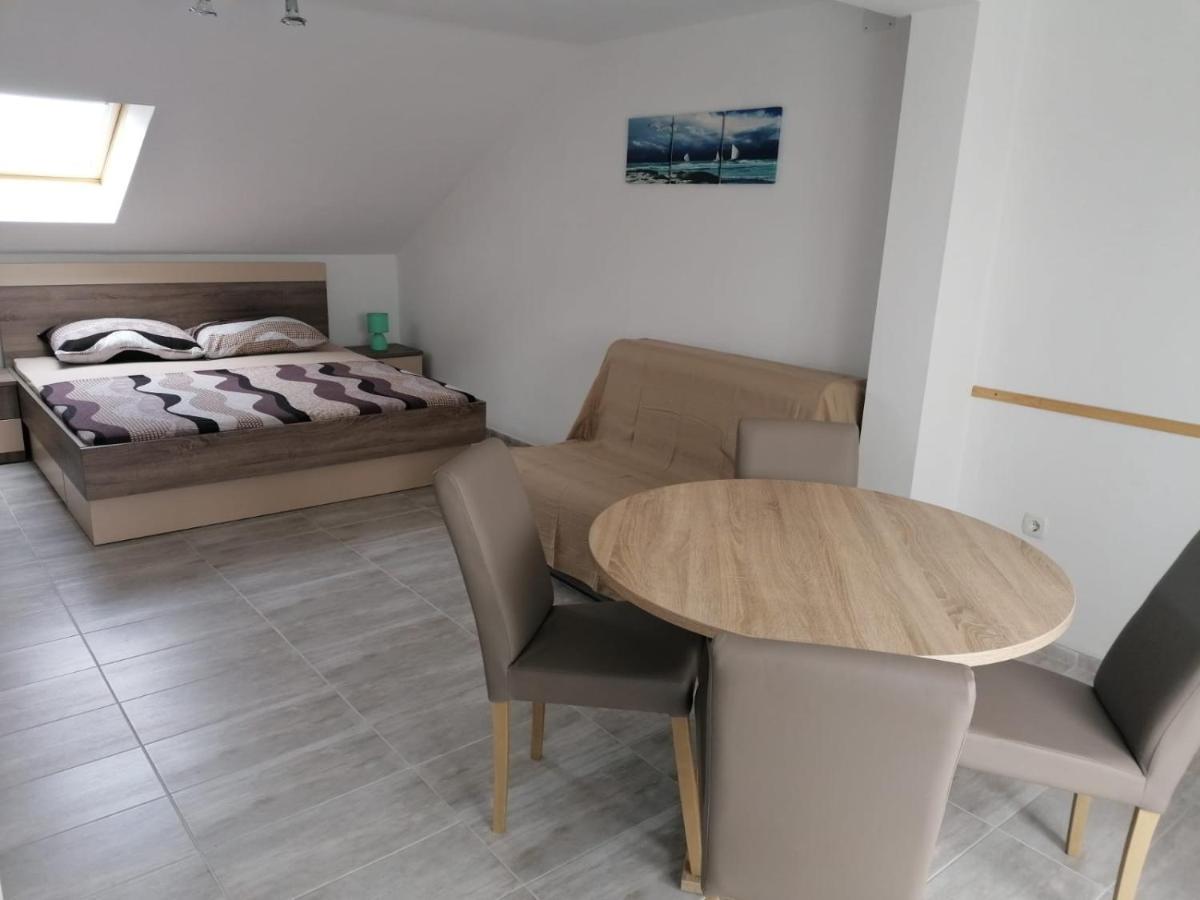 Apartment Niva Nin Eksteriør bilde