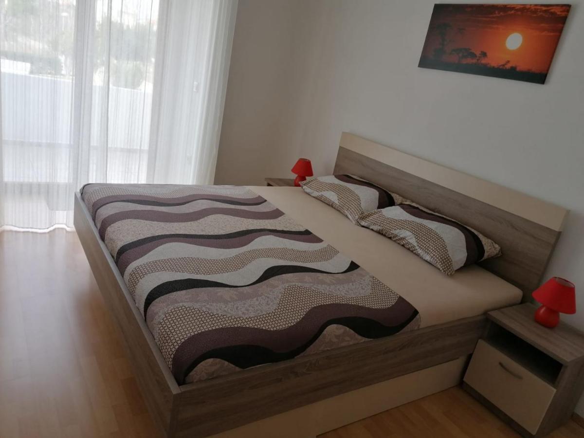 Apartment Niva Nin Eksteriør bilde