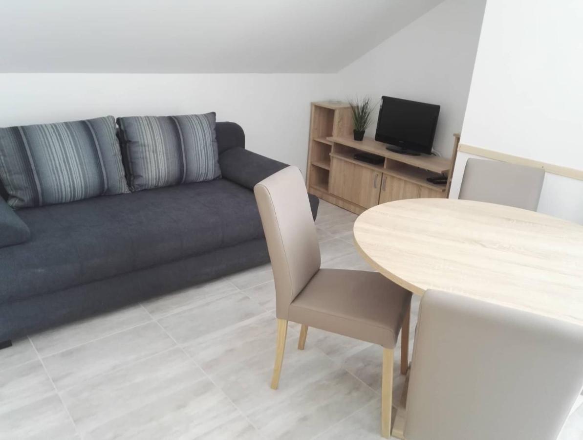 Apartment Niva Nin Eksteriør bilde